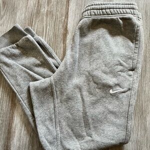 Nike Men Light Gray joggers